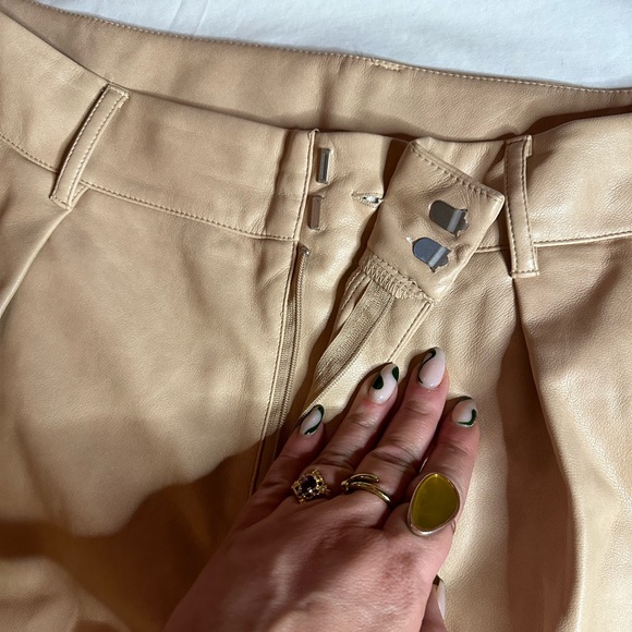 Avec Les Files Pleated Leather pants. Run big for XL. Super comfy wide leg pant. - Picture 3 of 6
